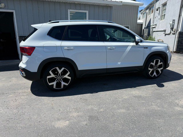 Used 2022 Volkswagen Taos SEL AWD/4WD image 8