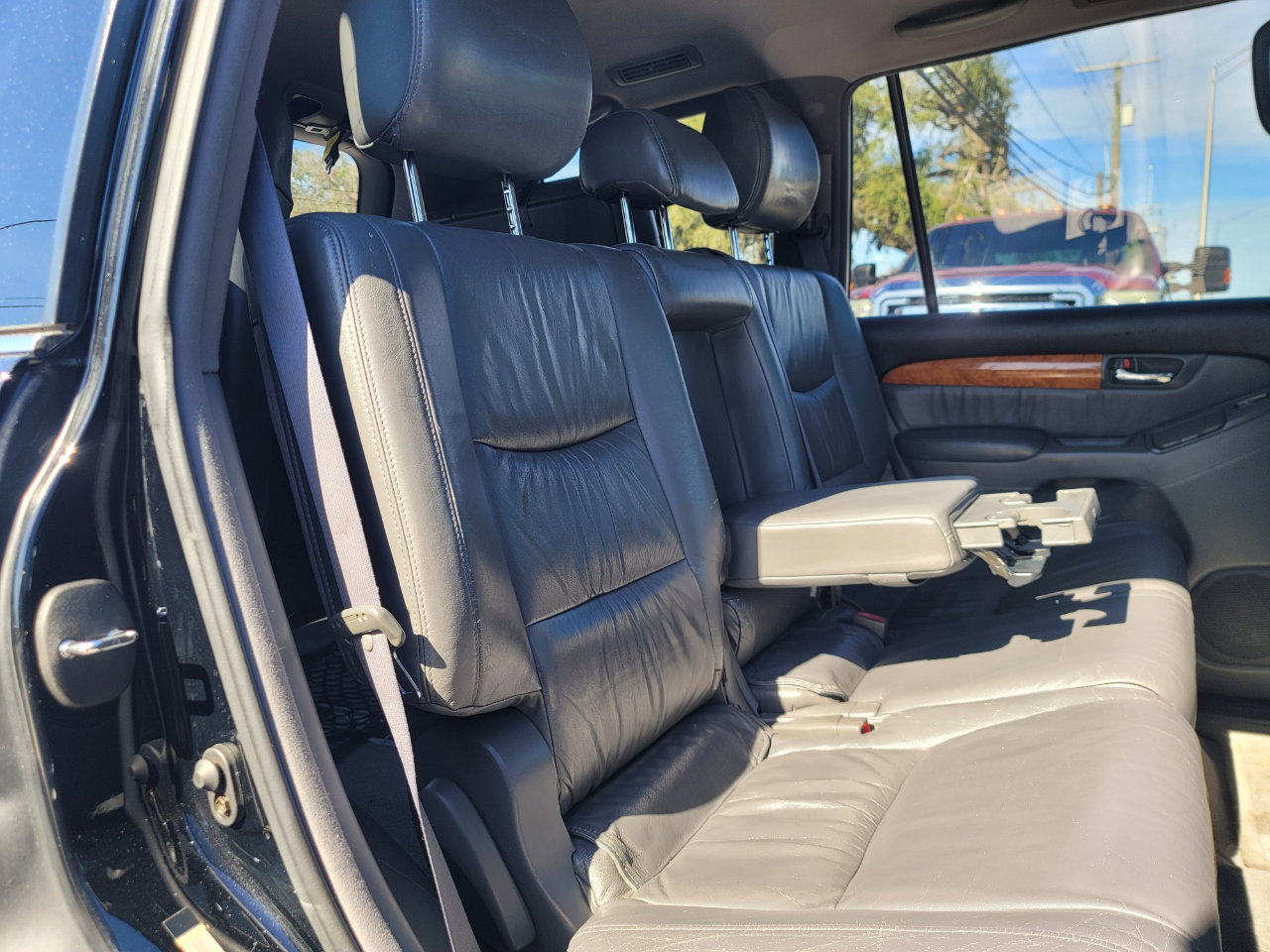 Used 2003 Lexus GX 470 image 17