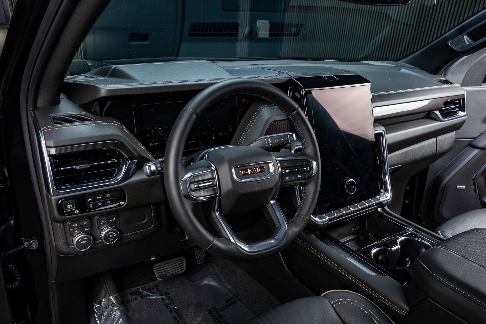 Used 2026 GMC Yukon Elevation image 16