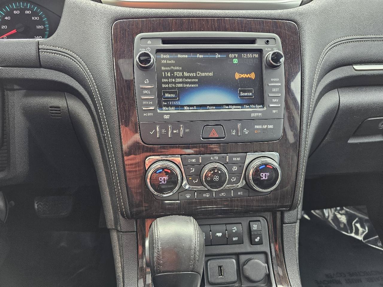 Used 2015 Chevrolet Traverse LTZ AWD/4WD image 15