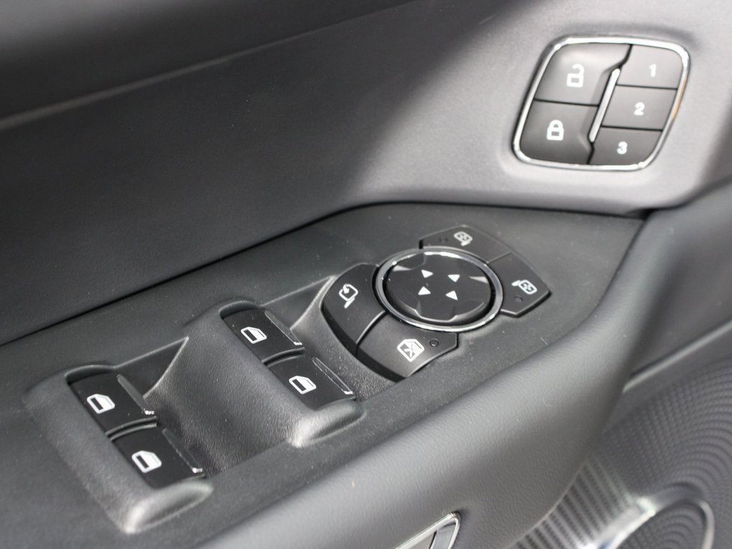 Used 2024 Ford Expedition Platinum image 74