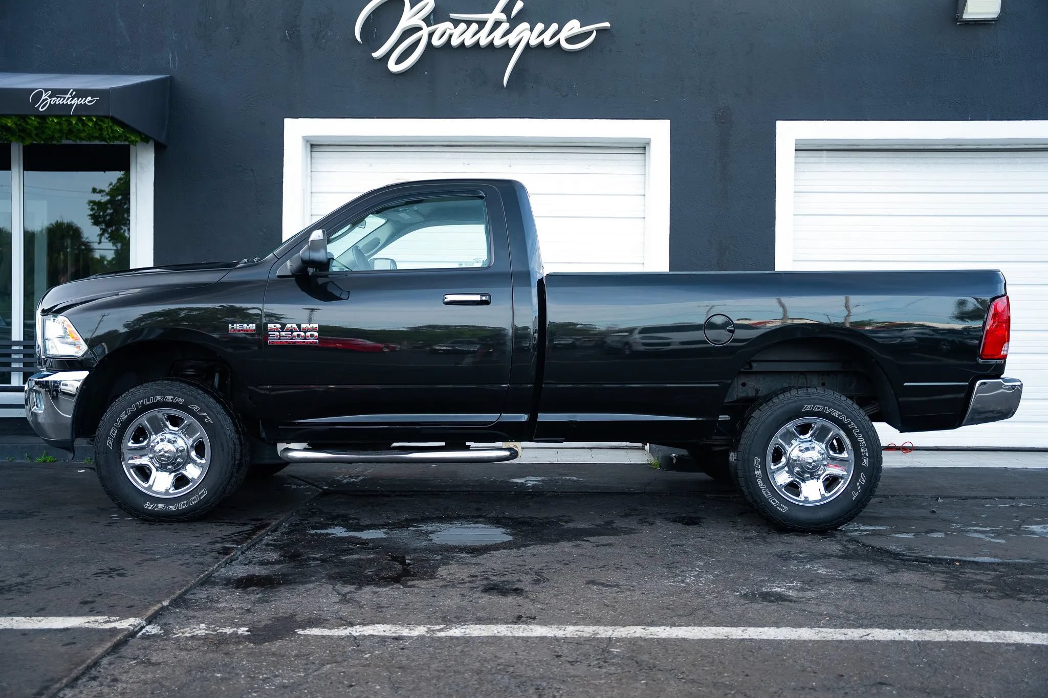 Used 2018 RAM 3500 SLT w/ Snow Chief Group AWD/4WD image 10