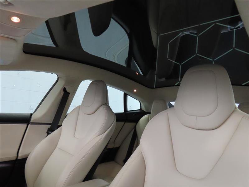Used 2018 Tesla Model S 100D image 19