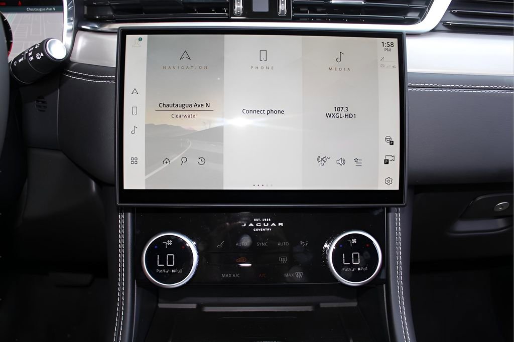 Used 2026 Jaguar F-PACE R-Dynamic S image 23