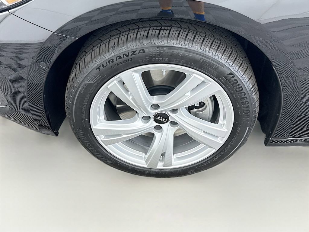 Used 2025 Audi A5 2.0T Premium Plus image 30