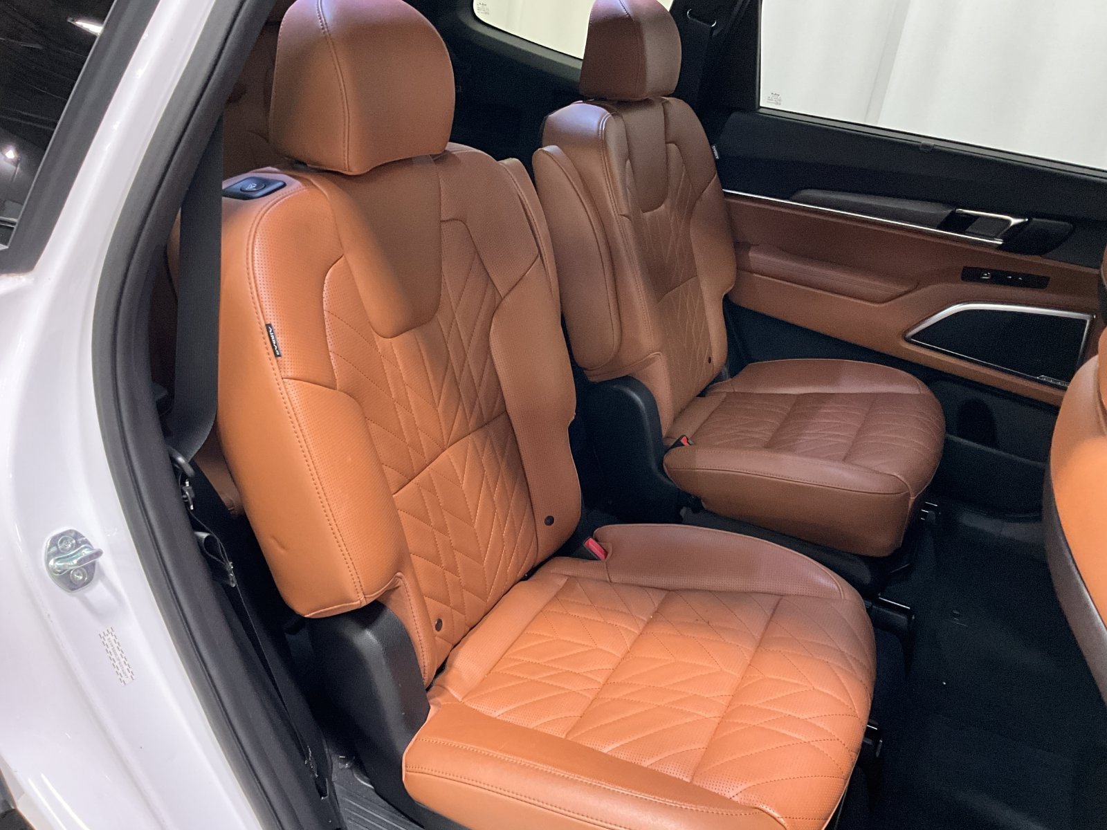 Used 2023 Kia Telluride SX Prestige X-Pro AWD/4WD image 24