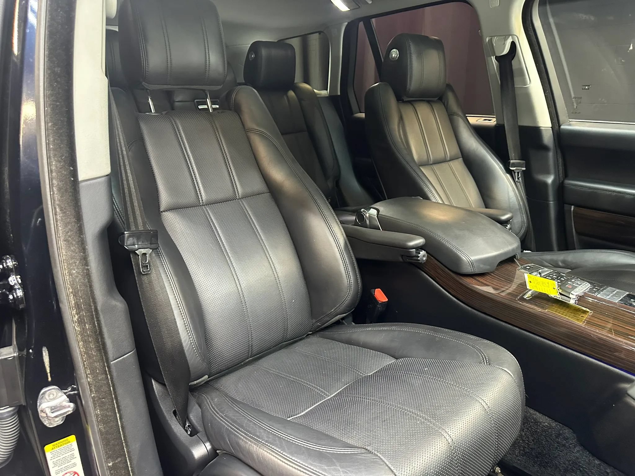 Used 2014 Land Rover Range Rover HSE AWD/4WD image 33