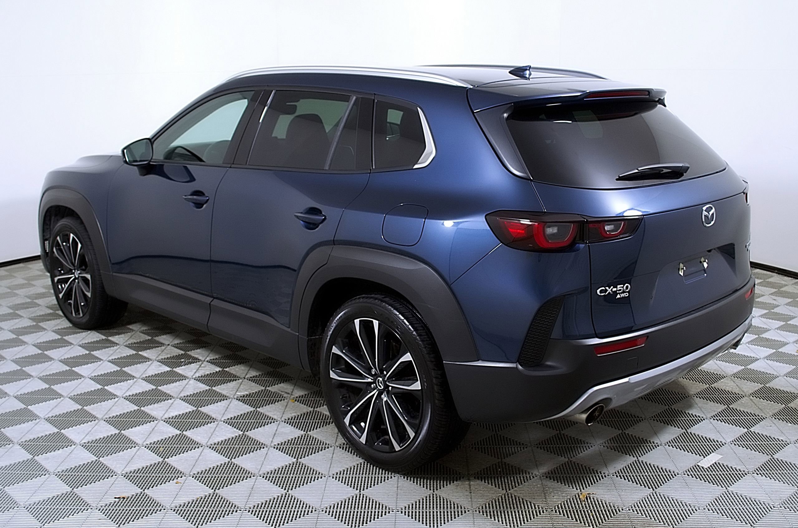 Used 2024 MAZDA CX-50 AWD 2.5 Turbo w/ Cargo Package image 9