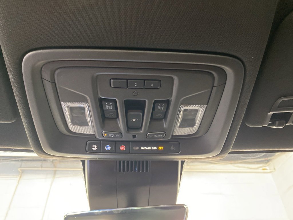 Certified 2023 Chevrolet Silverado 1500 ZR2 w/ Technology Package image 31