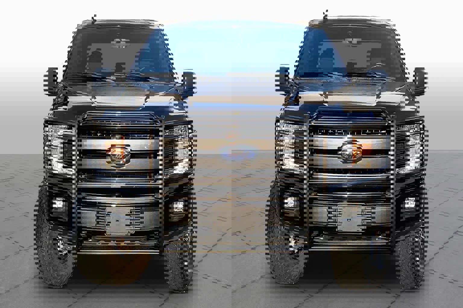 Used 2020 Ford F150 XLT w/ Equipment Group 302A Luxury image 4