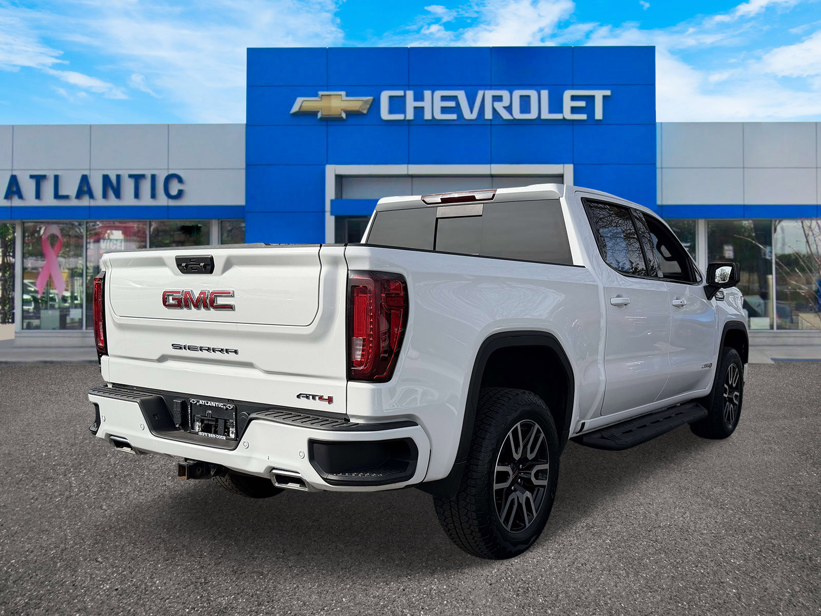 Certified 2023 GMC Sierra 1500 AT4 w/ AT4 Preferred Package image 5