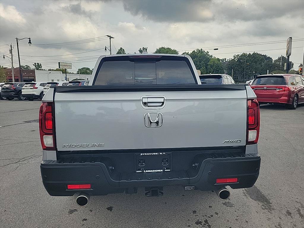 Used 2023 Honda Ridgeline RTL-E image 5