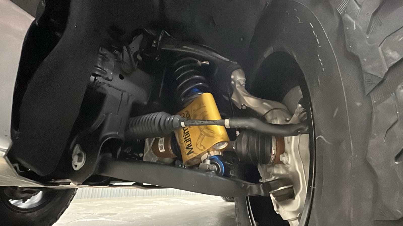 Used 2024 GMC Canyon AT4X image 16