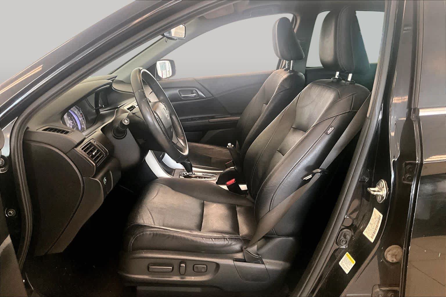 Used 2015 Honda Accord EX-L image 7