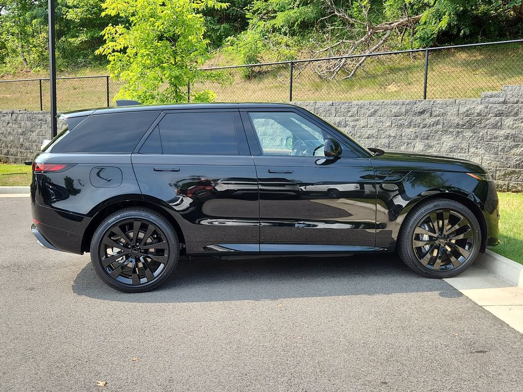 New 2026 Land Rover Range Rover Sport Dynamic SE AWD/4WD image 11