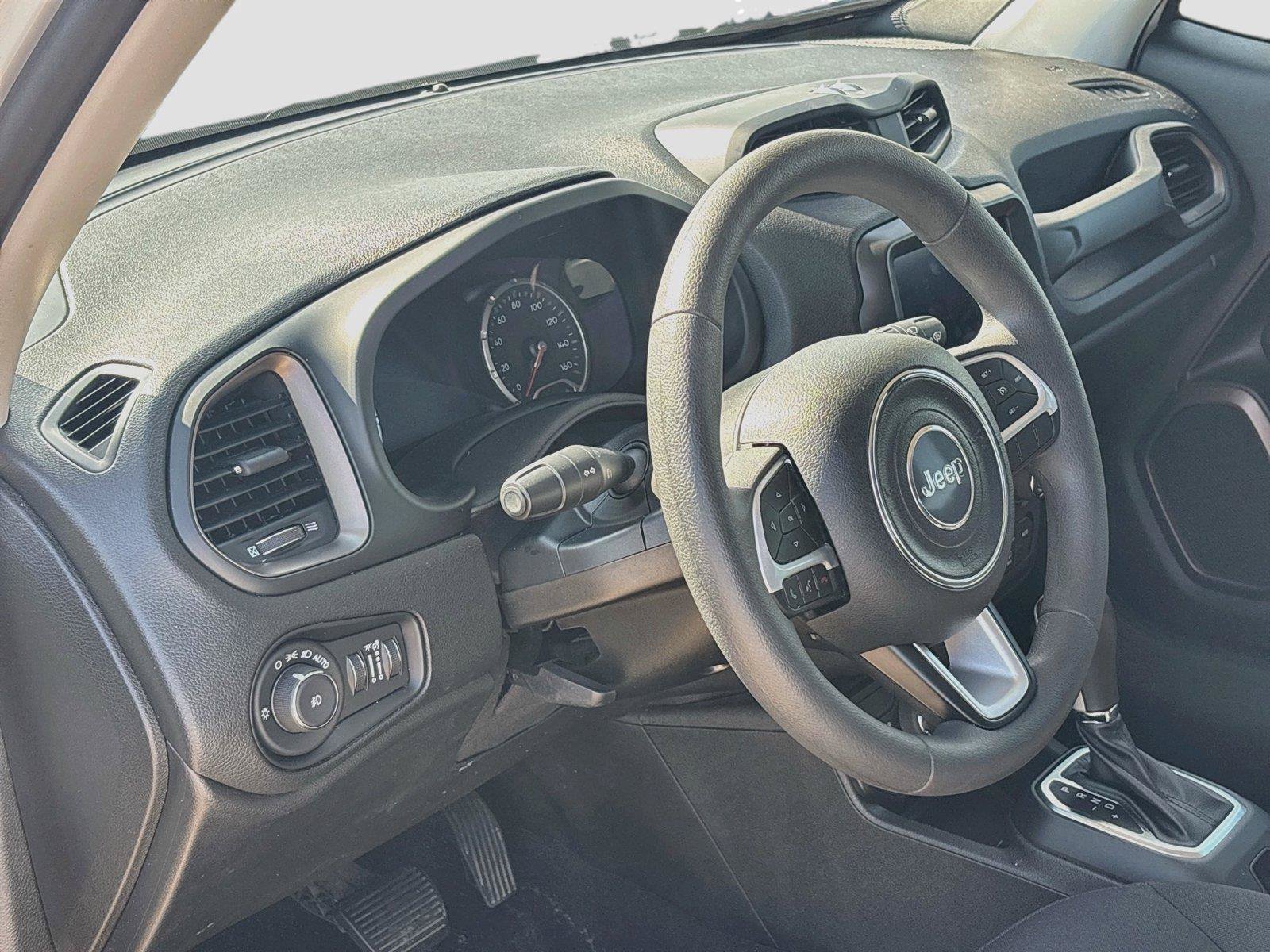 Certified 2023 Jeep Renegade Latitude AWD/4WD image 23