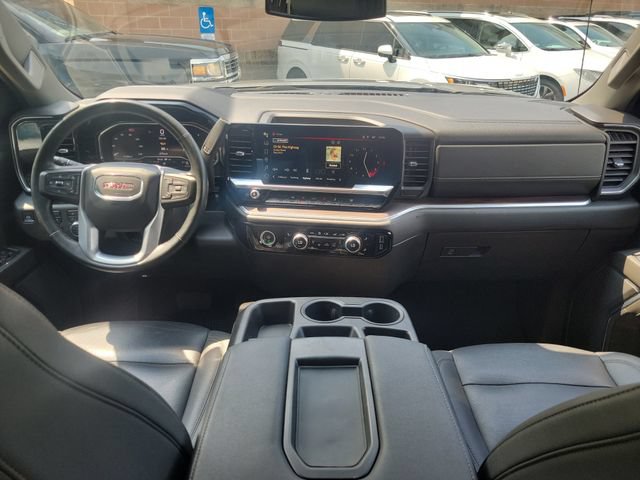 Used 2024 GMC Sierra 1500 SLT AWD/4WD image 5