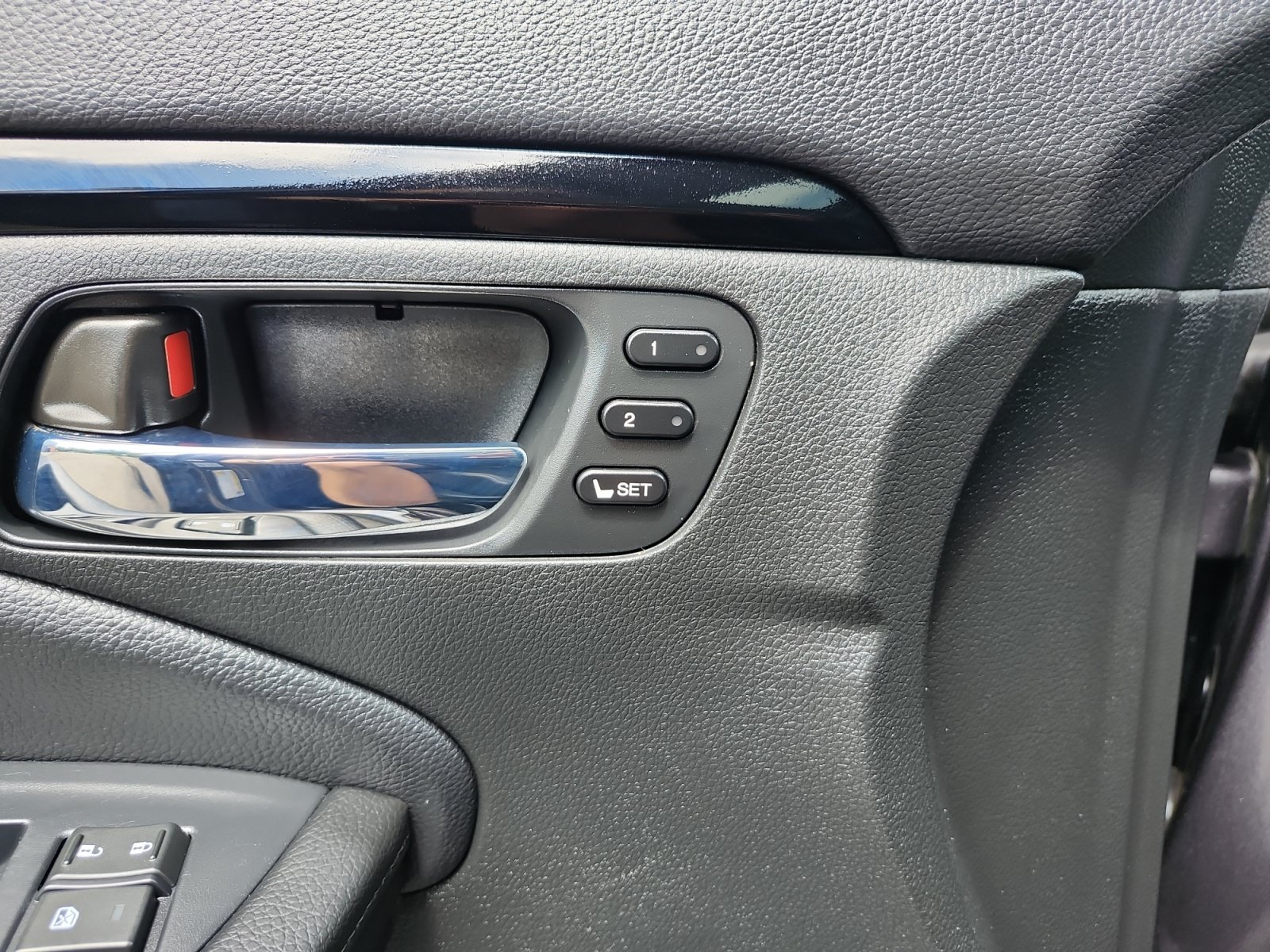 Used 2020 Honda Pilot Touring image 19