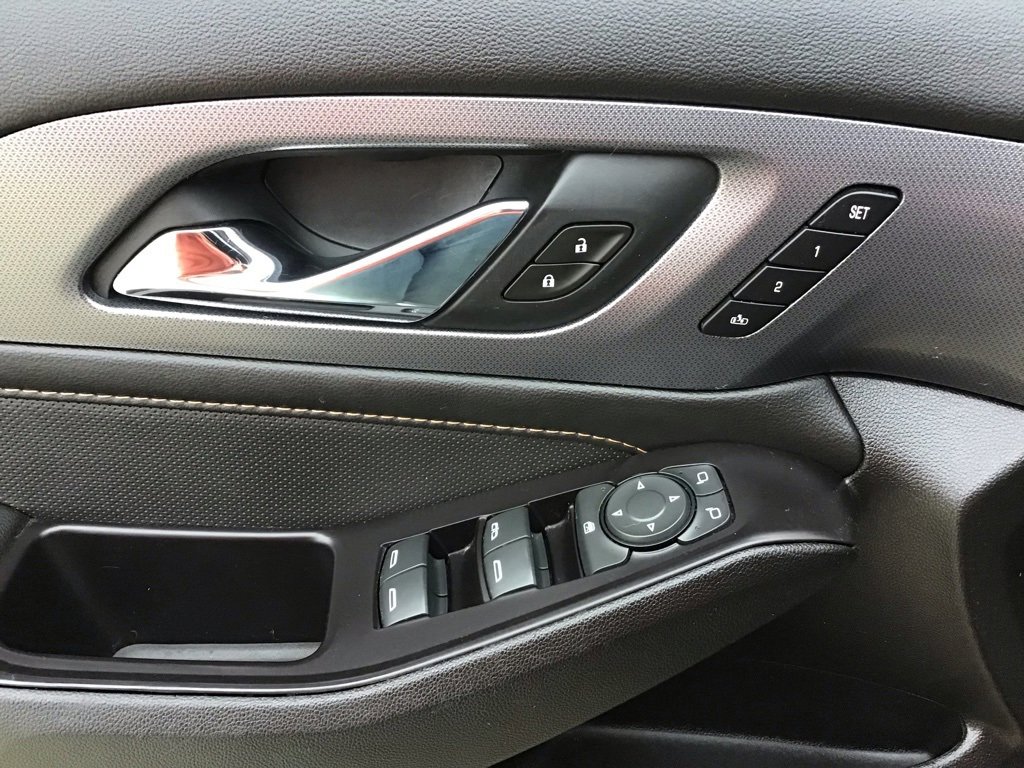 Used 2020 Chevrolet Traverse Premier image 31