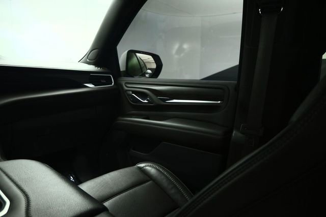 Used 2021 GMC Yukon Denali w/ Denali Premium Package RWD image 44
