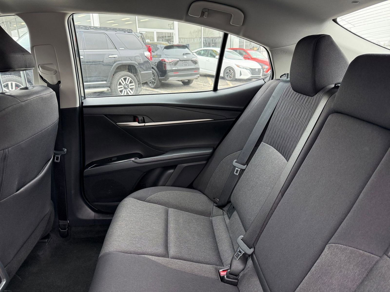 Used 2025 Toyota Camry LE image 39