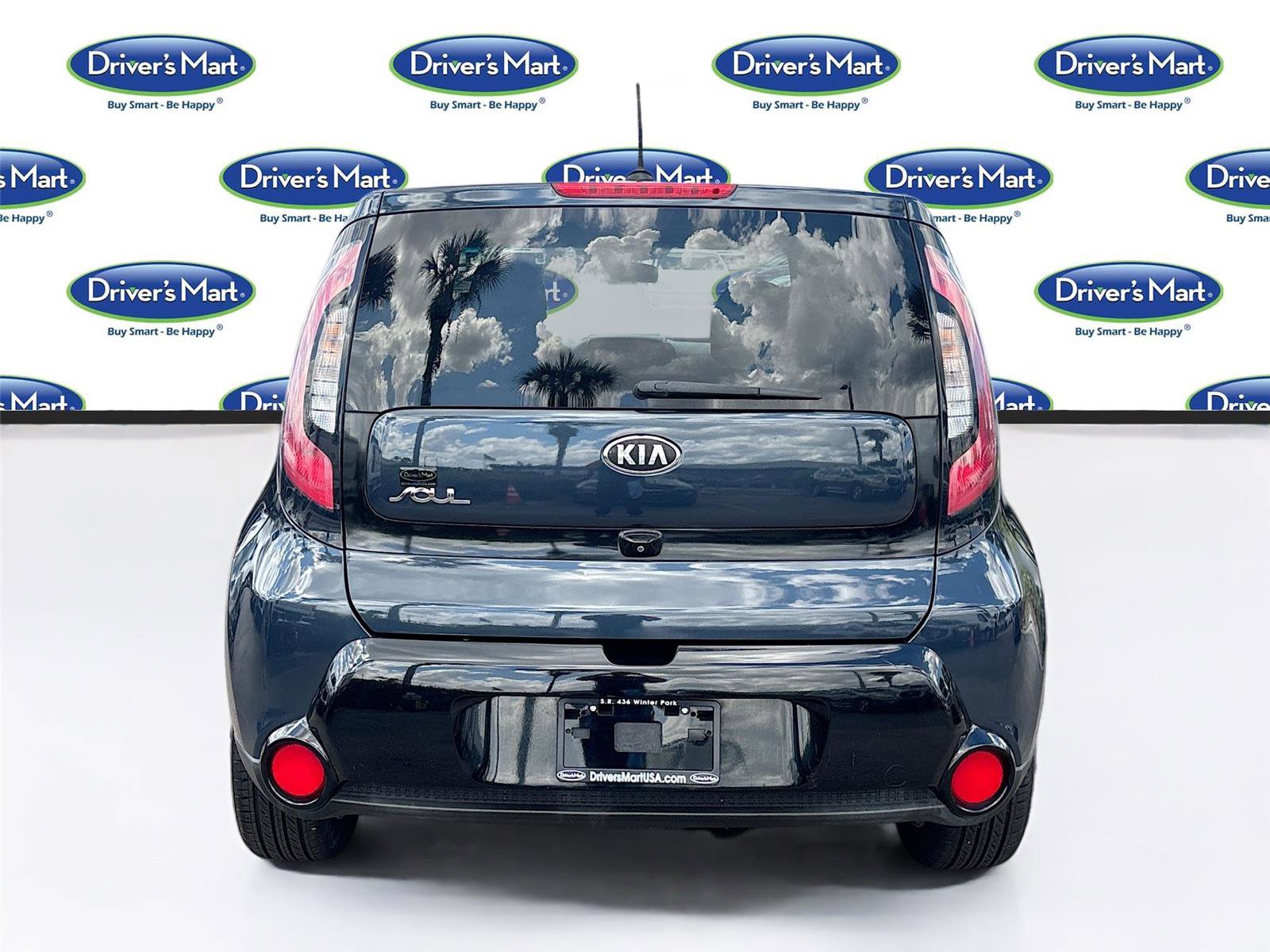 Used 2016 Kia Soul + image 6