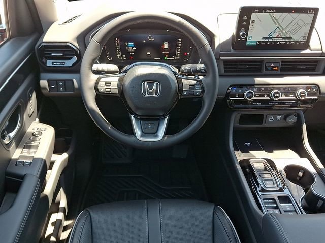 Used 2025 Honda Pilot Elite image 11