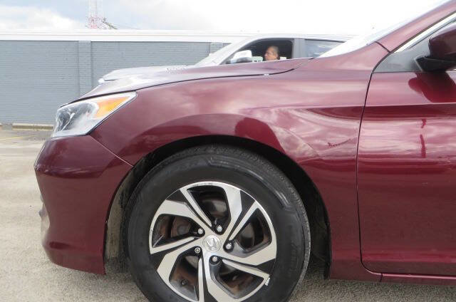 Used 2016 Honda Accord LX image 23