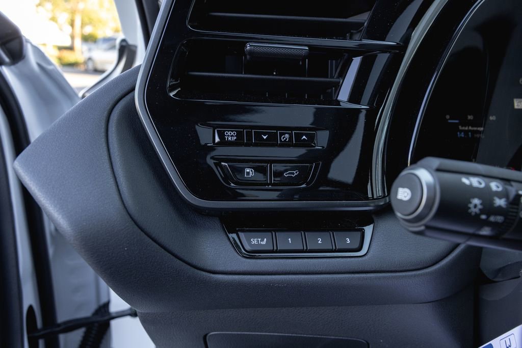 Used 2026 Lexus TX 350 AWD image 14