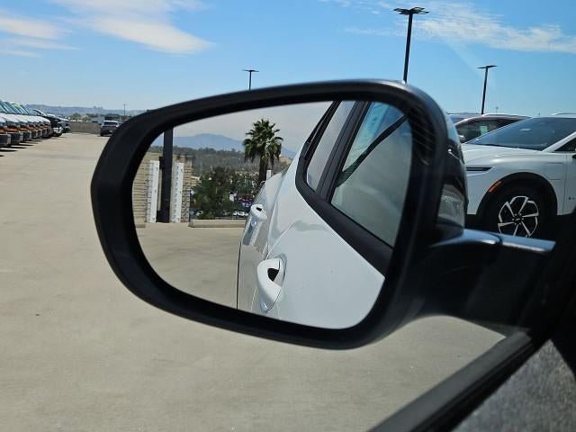 New 2026 Chevrolet Trax RS w/ Driver Confidence Package FWD image 19