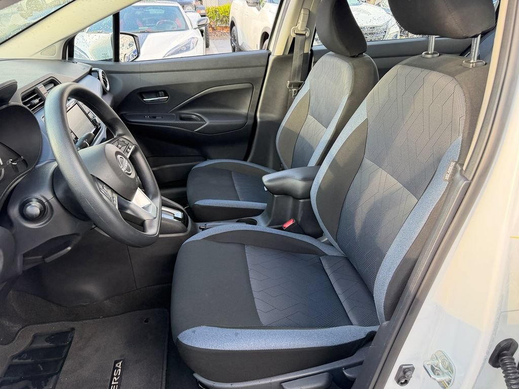 Certified 2025 Nissan Versa SV w/ Trunk Package FWD image 10