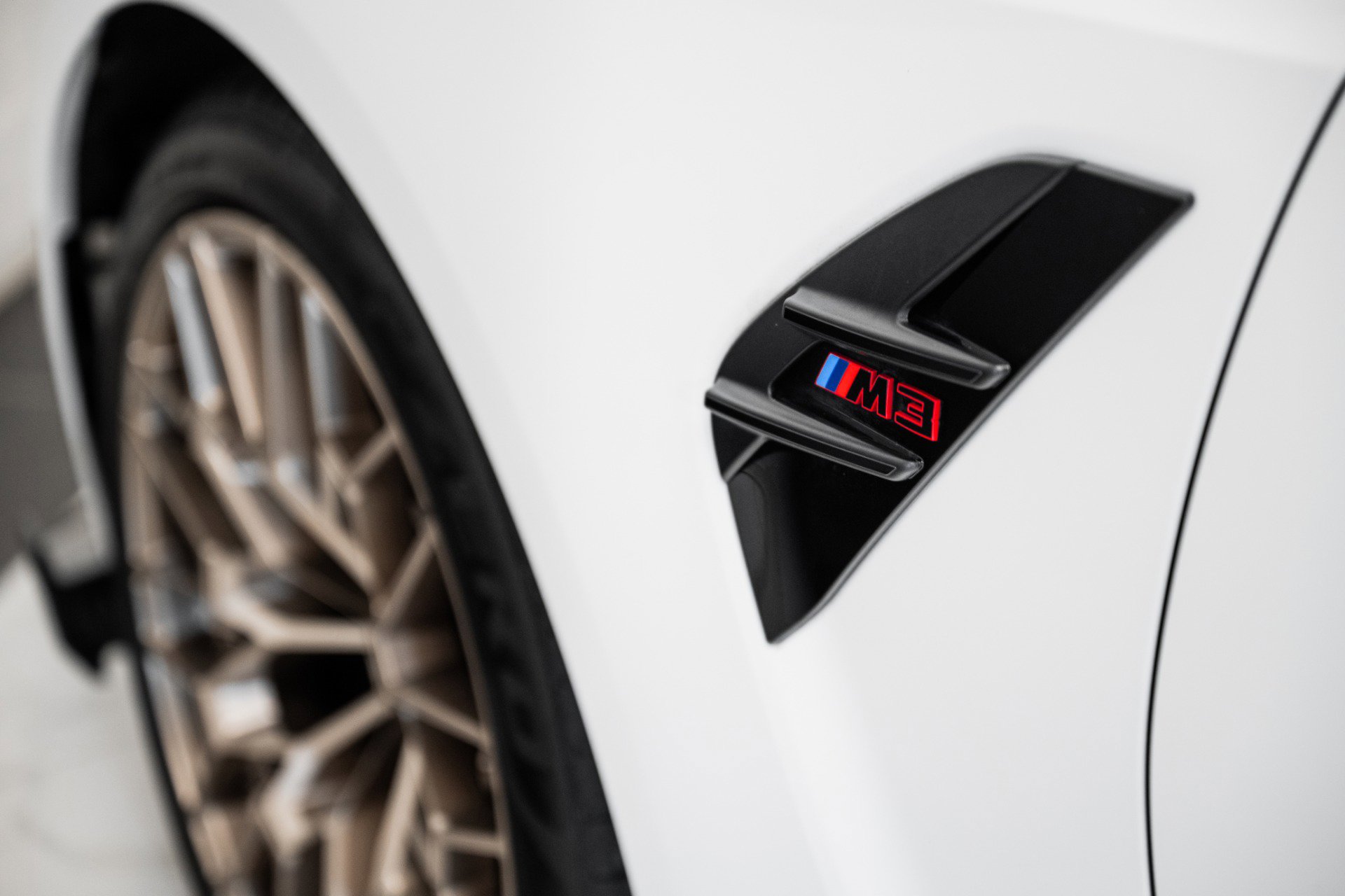 Used 2024 BMW M3 CS image 12