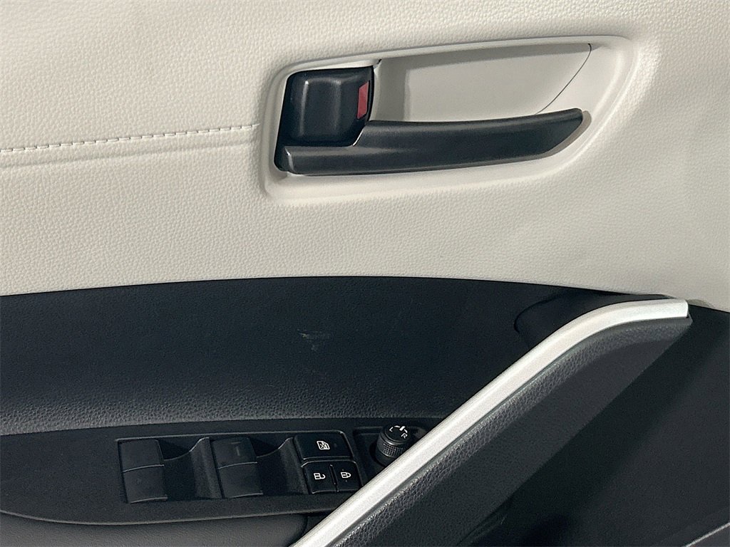 New 2026 Toyota Corolla Cross L image 15