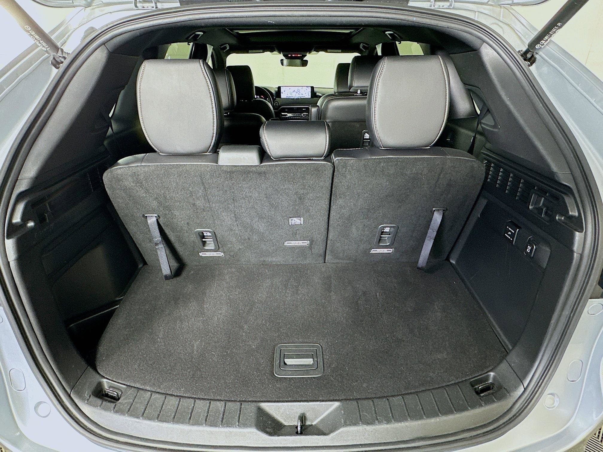 Used 2025 MAZDA CX-90 3.3 Turbo w/ Premium Plus Pkg image 30