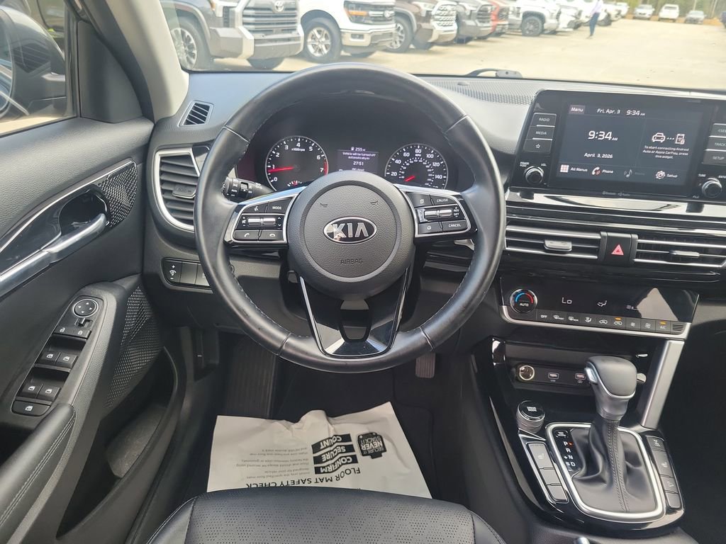 Used 2021 Kia Seltos EX image 30