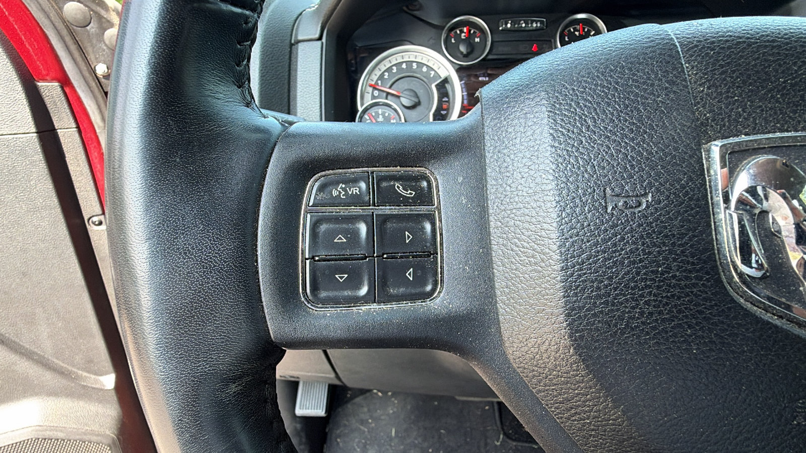 Used 2014 RAM 1500 Sport w/ Convenience Group AWD/4WD image 27