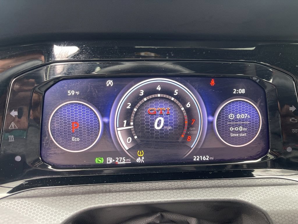 Used 2024 Volkswagen GTI SE FWD image 24
