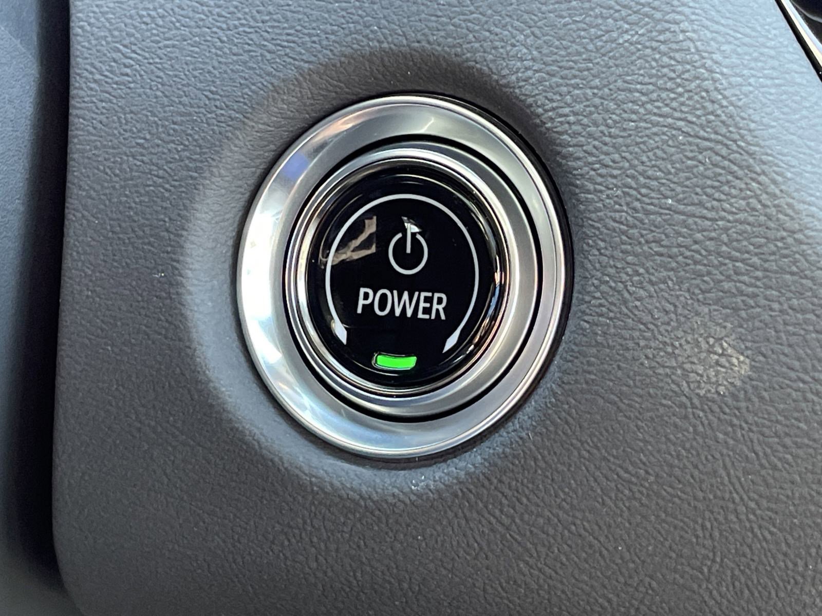 New 2025 Cadillac Lyriq Luxury image 26