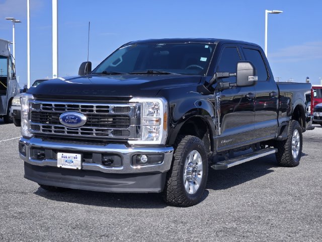 Certified 2024 Ford F250 XLT AWD/4WD image 3