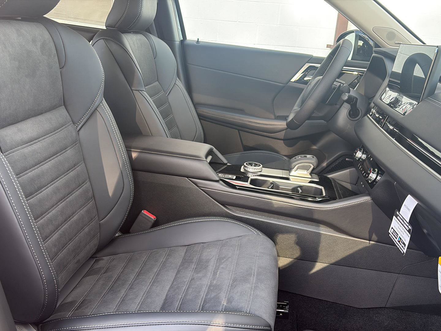 New 2026 Mitsubishi Outlander SE AWD/4WD image 17