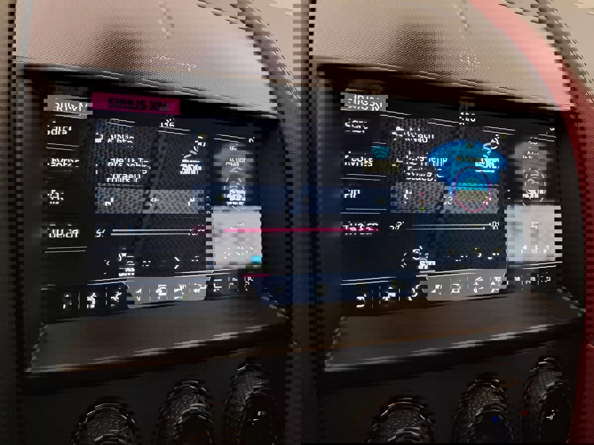 Used 2021 Jaguar F-TYPE Convertible image 35