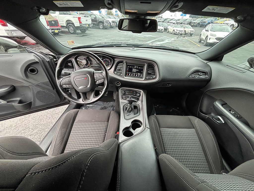 Used 2020 Dodge Challenger SXT w/ Blacktop Package AWD/4WD image 17