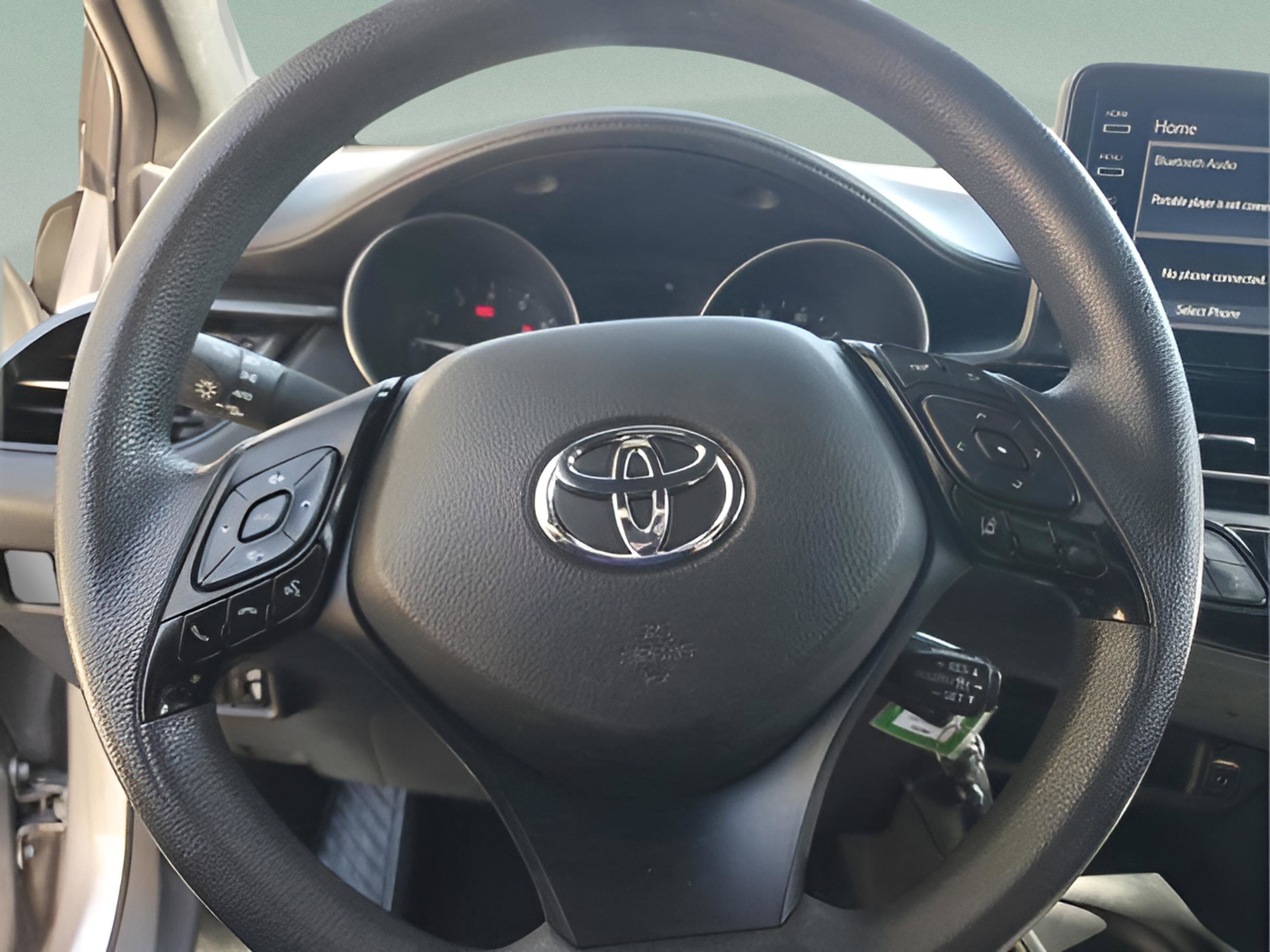 Used 2019 Toyota C-HR LE image 15