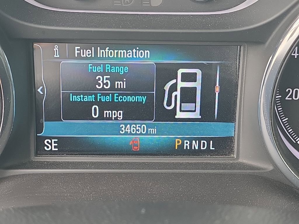 Used 2020 Buick Envision Essence w/ LPO, Cargo Package FWD image 21