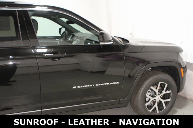New 2025 Jeep Grand Cherokee Limited image 36
