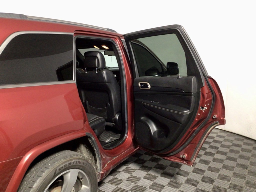 Used 2014 Jeep Grand Cherokee Overland image 32