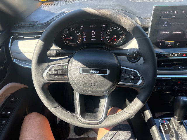 Used 2023 Jeep Compass Limited AWD/4WD image 19