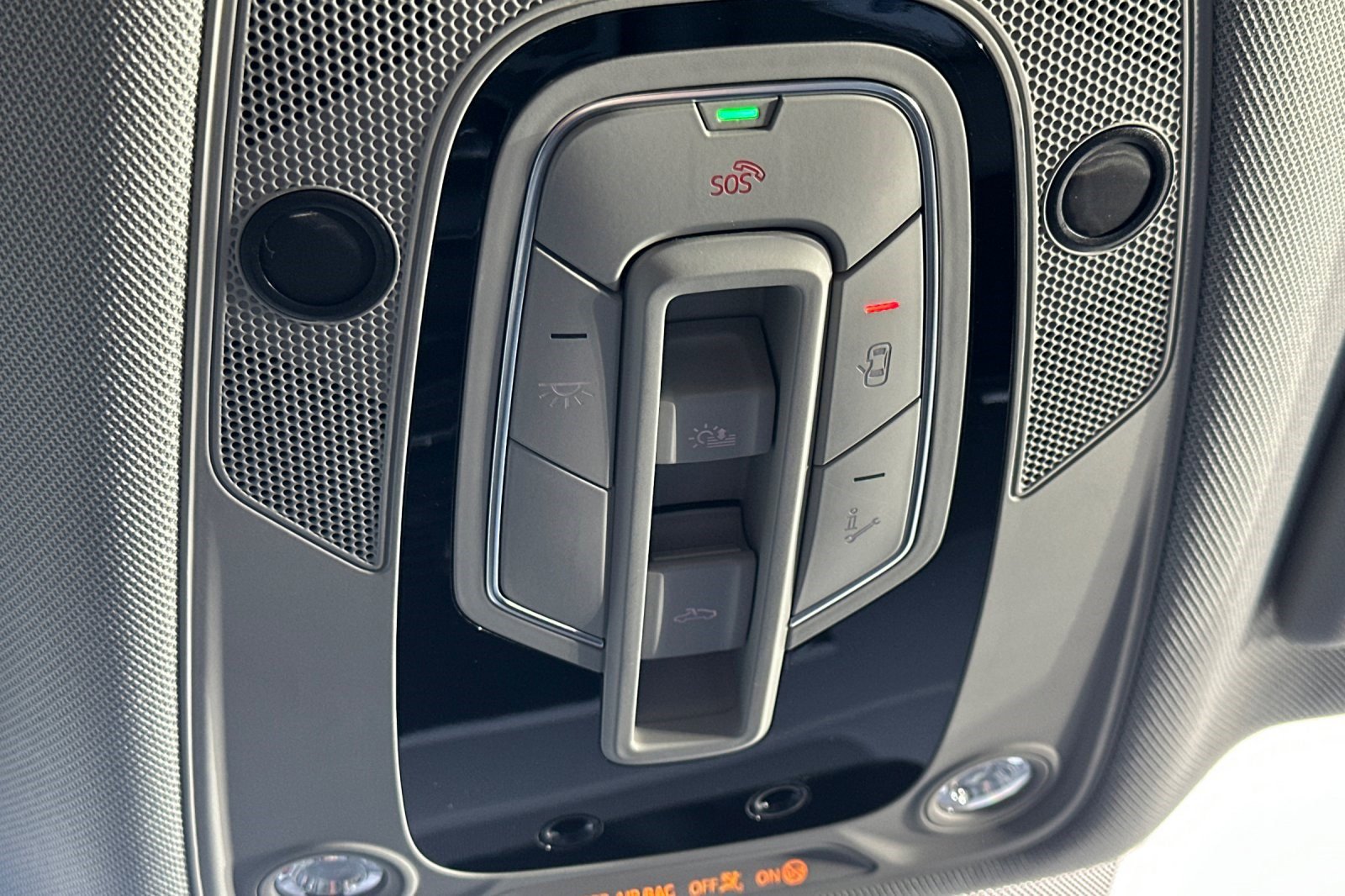 Used 2022 Audi Q5 e Prestige w/ Prestige Package image 22