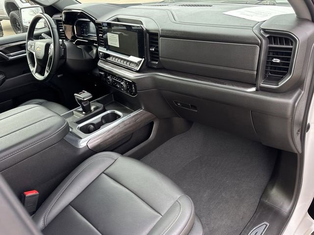 Used 2023 Chevrolet Silverado 1500 LTZ image 27