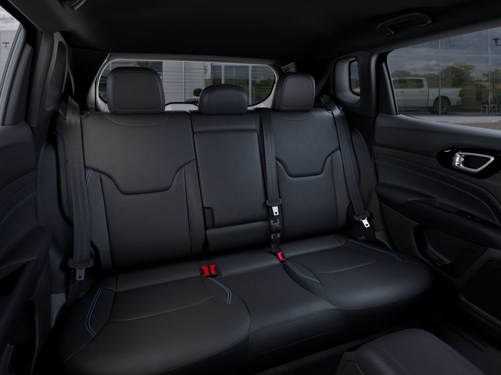 New 2026 Jeep Compass Limited AWD/4WD image 17